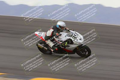 media/Jan-15-2023-SoCal Trackdays (Sun) [[c1237a034a]]/Bowl (1125am)/